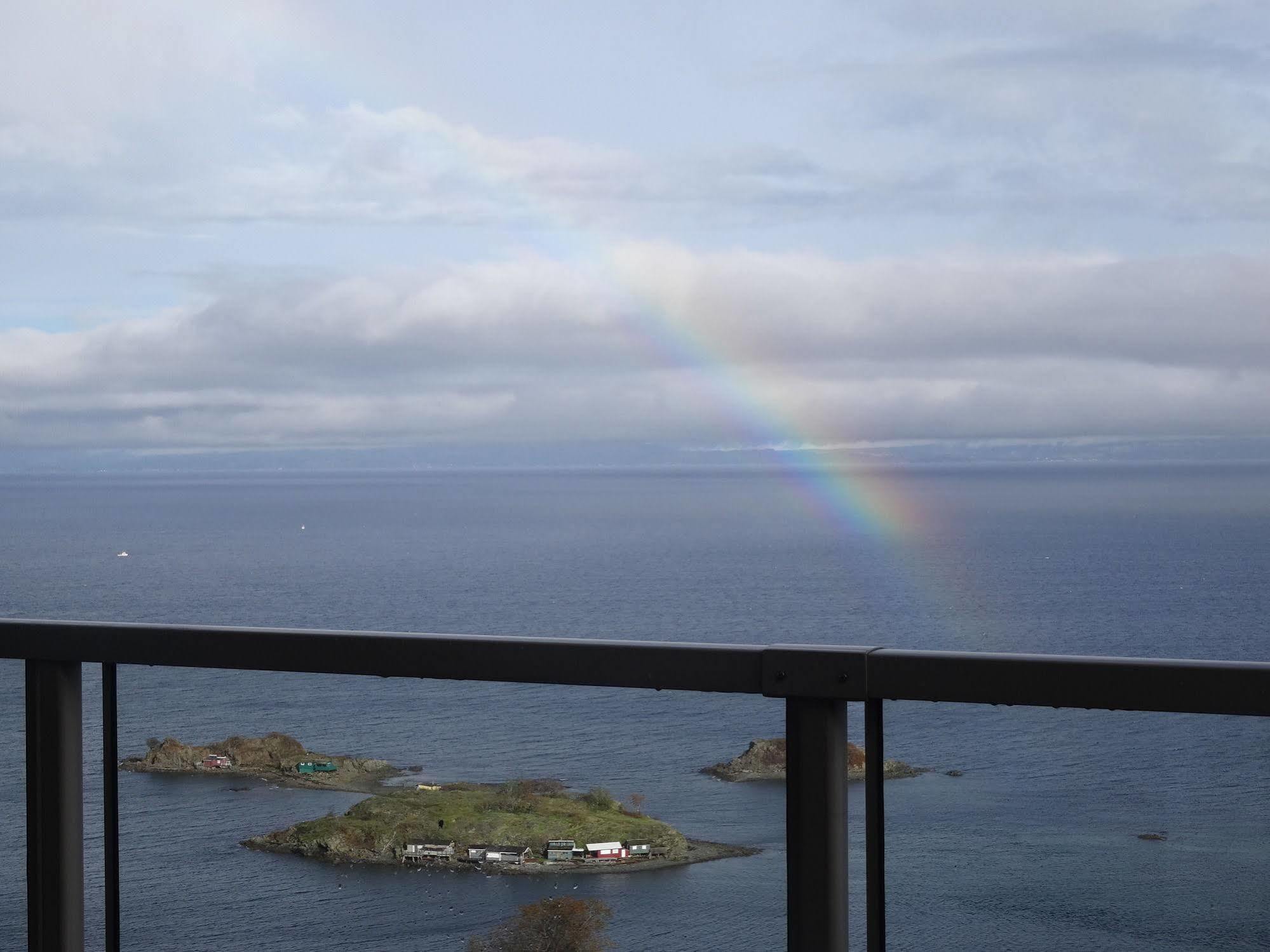 Gibralter Rock Ocean View B&B Nanaimo Exterior foto